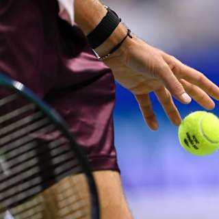 Shelton Urges Serve Clock Rule