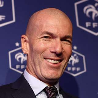 Zidane Drops Vets for Youth